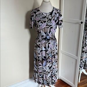 Ann Taylor Factory Elegant Black White and Purple Leaf Print Dress - Size LP